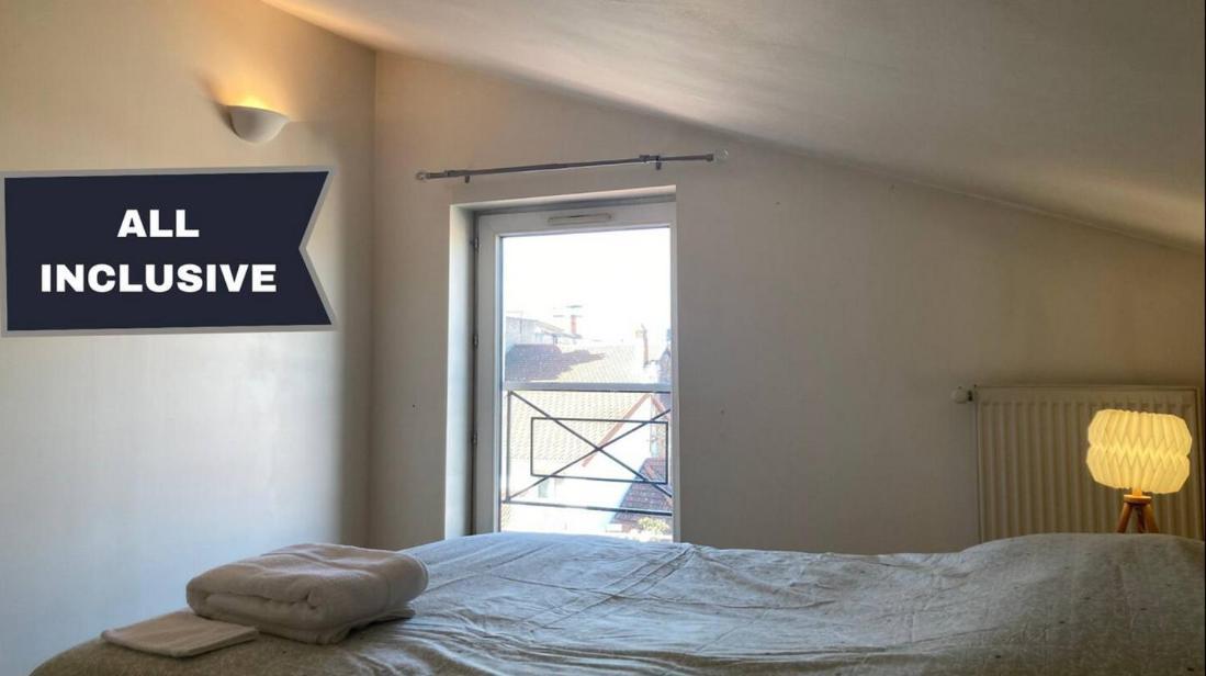 Market Square, Rooftop, 2 Chambres, All Inclusive Roanne Bagian luar foto